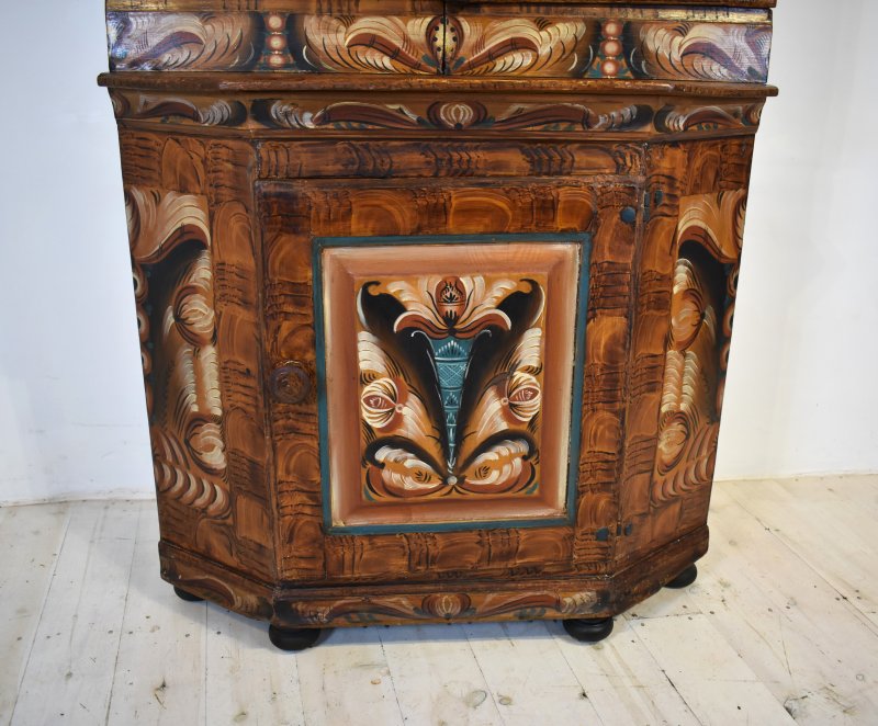 Swedish Cupboard - Image 8